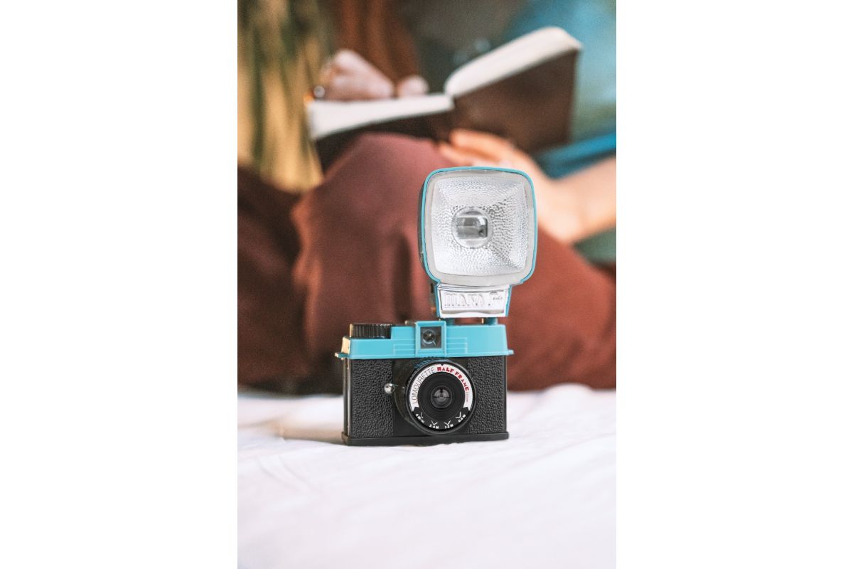Lomography Lomourette Half-frame Camera